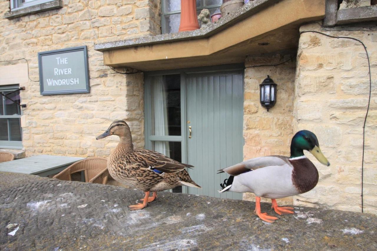 The Riverside Lechlade Luaran gambar