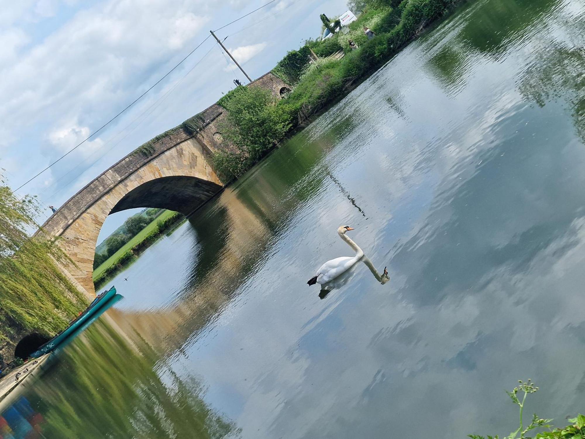 The Riverside Lechlade Luaran gambar
