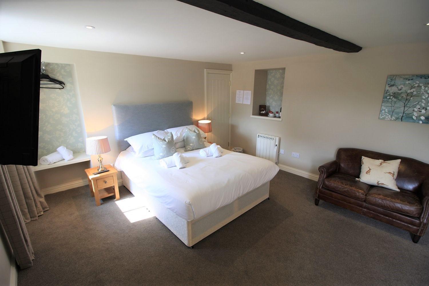 The Riverside Lechlade Bilik gambar